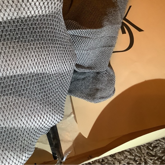 Lot of 2 - Donna Karan net pantyhose, colors black/white, size: Small - Picture 12 of 12